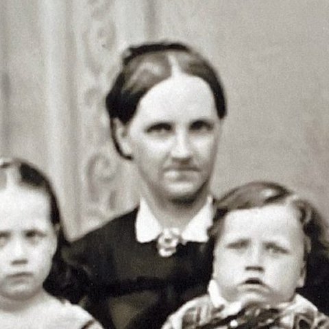 Elizabeth Critchlow (née Simcock)